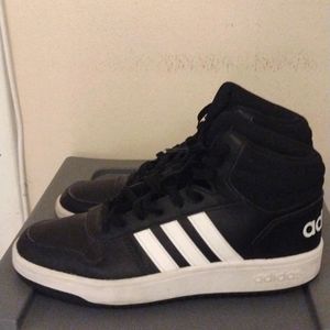 Adidas shoes Size 7 Color Black